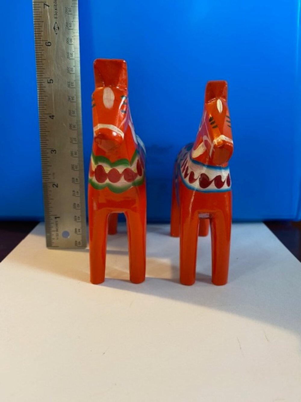2 Vintage 4.5" Swedish Dala horses, hand carved and painted,Tillv, Nils Olsson - Picture 6 of 7